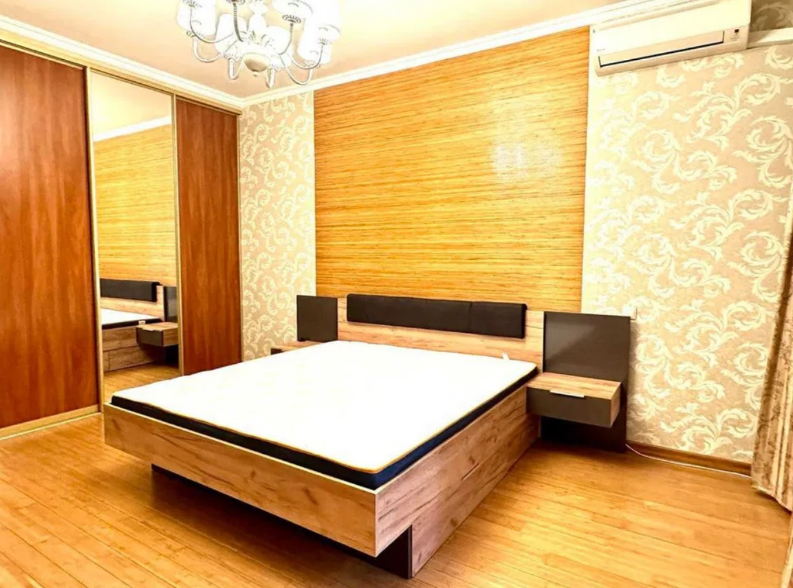 Аренда 5к квартиры в Киеве,  Дмитриевская ул., 69 3