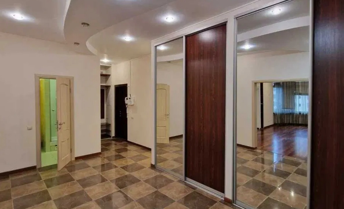 Аренда 5к квартиры в Киеве,  Дмитриевская ул., 69 6