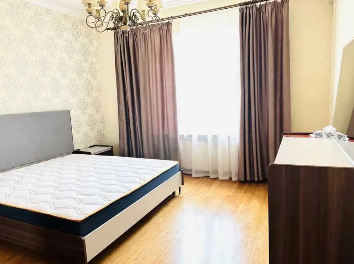 Аренда 5к квартиры в Киеве,  Дмитриевская ул., 69 7