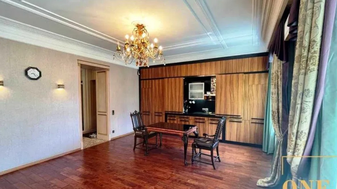 Аренда 3к квартиры в Киеве,  Липская ул., 15А 1