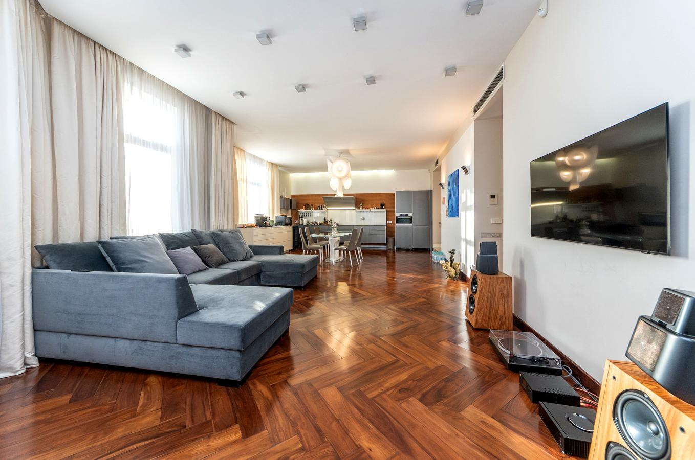 Продажа 4к квартиры в Киеве,  Франко Ивана ул., 4б 18