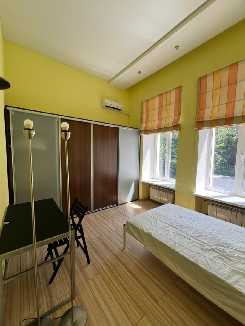 Аренда 4к квартиры в Киеве,  Заньковецкой ул., 7 13