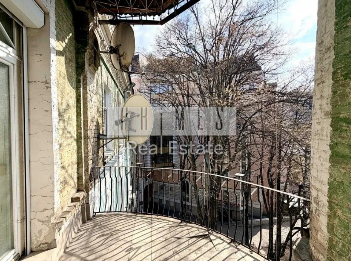 Продажа 3к квартиры в Киеве,  Десятинная ул., 1/3 9