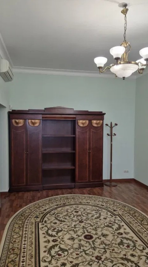 Аренда 4к квартиры в Киеве,  Академика Богомольца ул., 7/14 8
