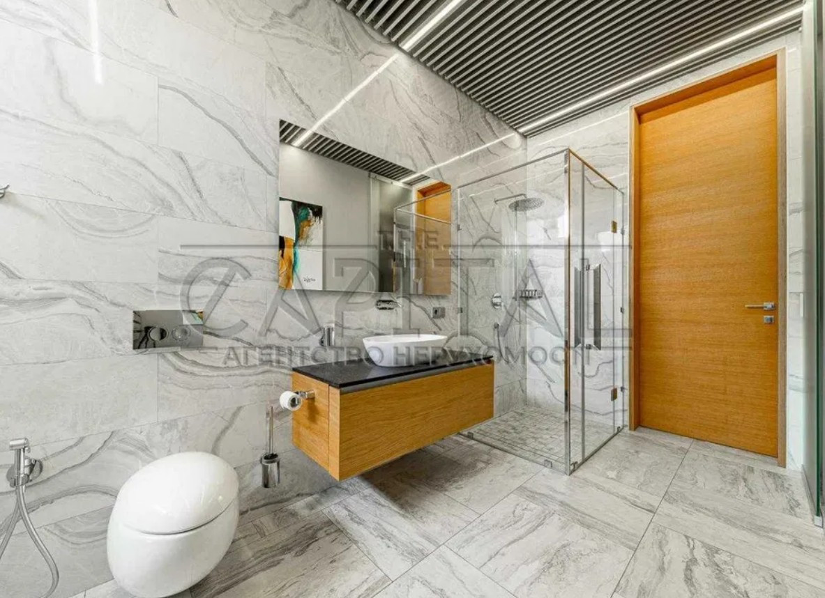 Продажа 2к квартиры в Киеве, Лютеранская ул., 7/10 13