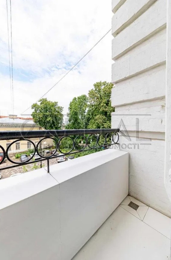 Продажа 2к квартиры в Киеве, Лютеранская ул., 7/10 16