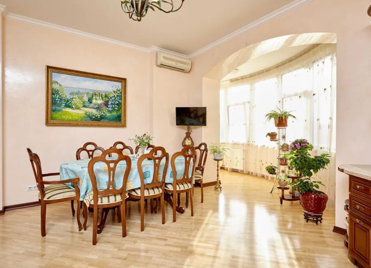 Аренда 4к квартиры в Киеве,  Старонаводницкая ул., 13 8