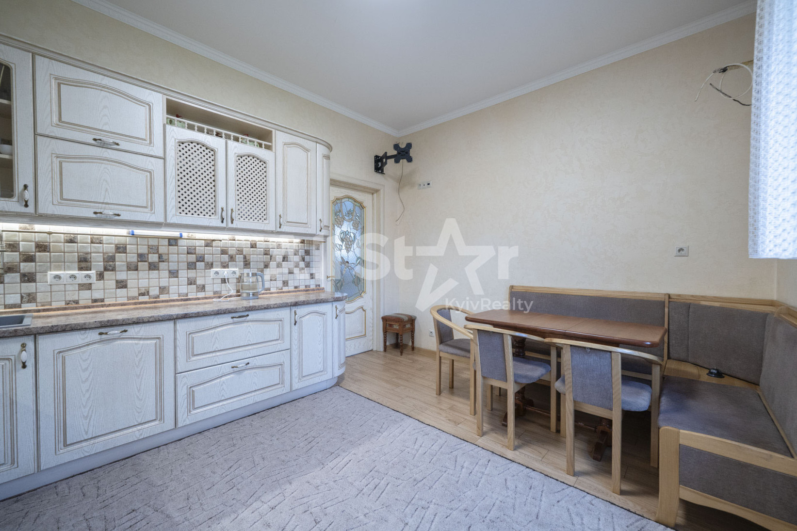 Аренда 7к дома в Киеве,  Ранетная ул. 36