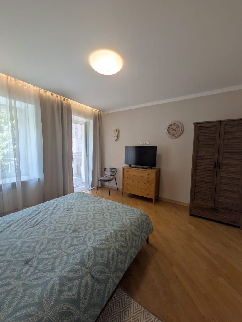 Аренда 3к квартиры в Киеве, Лысенко ул., 3 1