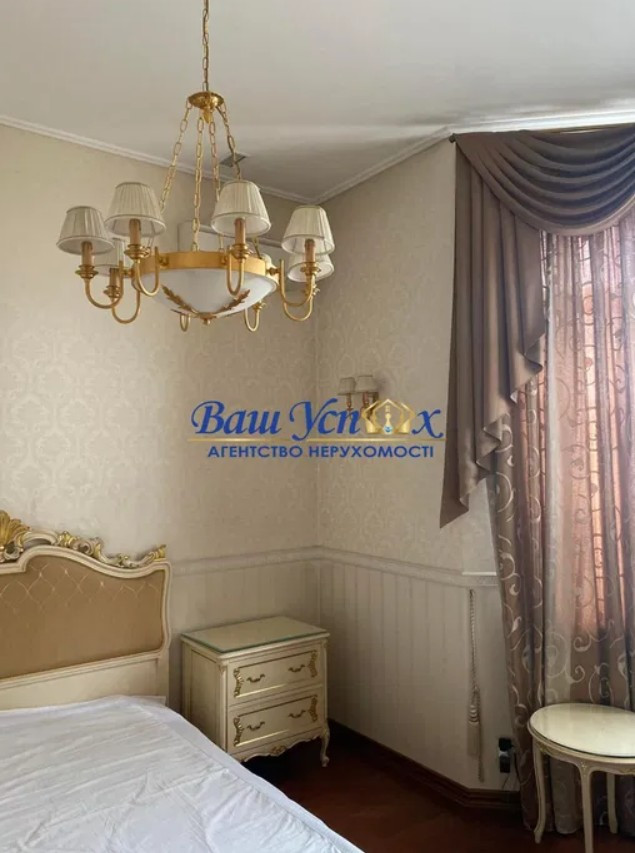 Аренда 5к дома в Киеве,  Добролюбова ул. 21