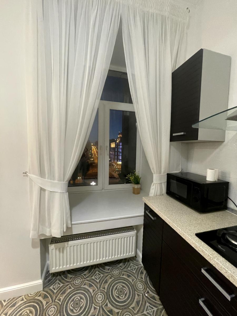 Аренда 2к квартиры в Киеве,  Крещатик ул., 25 8