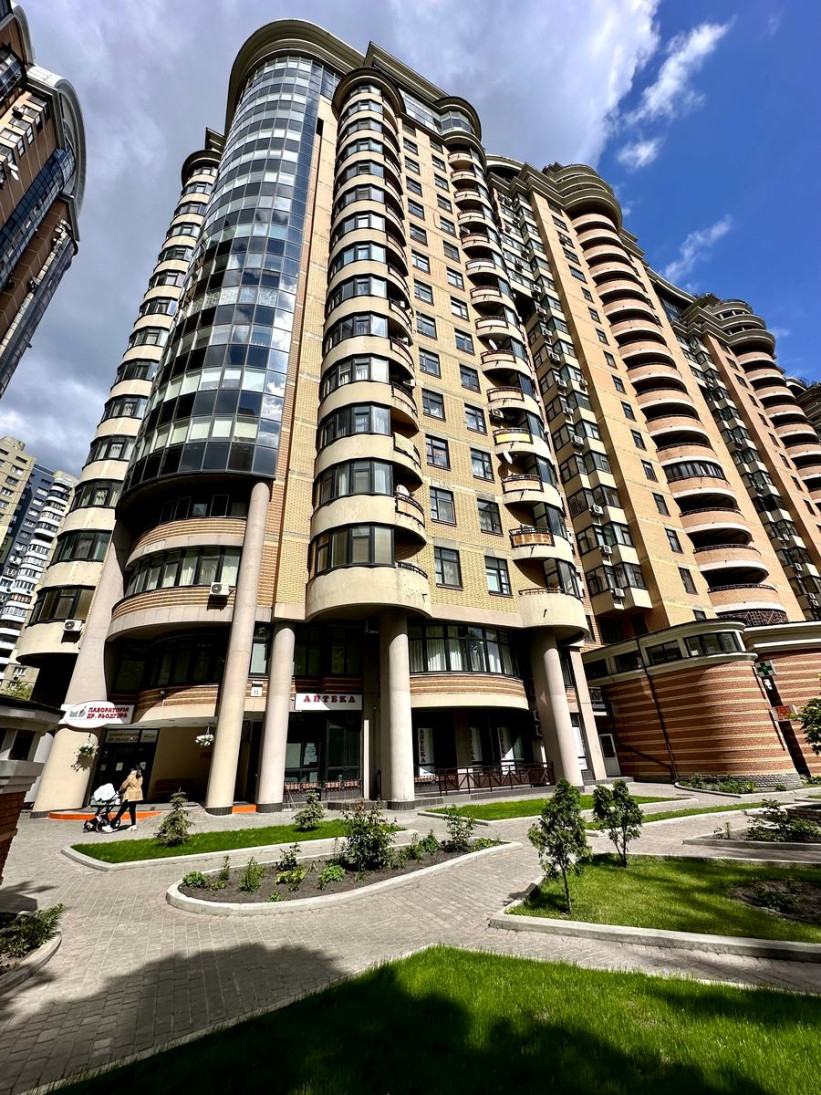 Аренда 4к квартиры в Киеве, Старонаводницкая ул., 13 33
