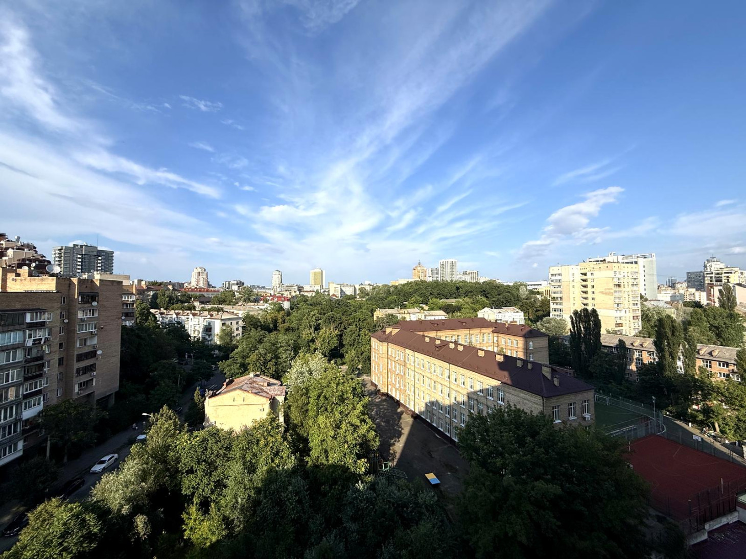 Аренда 3к квартиры в Киеве,  Конисского Александра ул. (Тургеневская ул.), 46/11 12