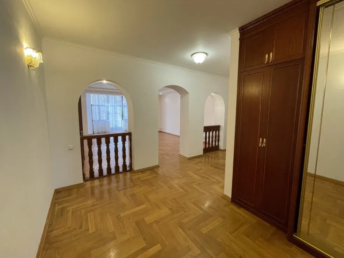 Аренда 4к квартиры в Киеве, Паторжинского ул., 14 12