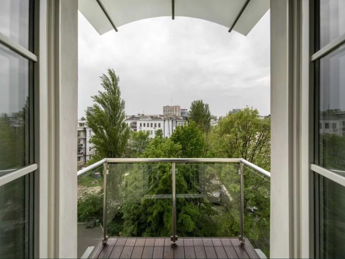 Аренда 2к квартиры в Киеве, Орлика Филиппа ул., 10 19