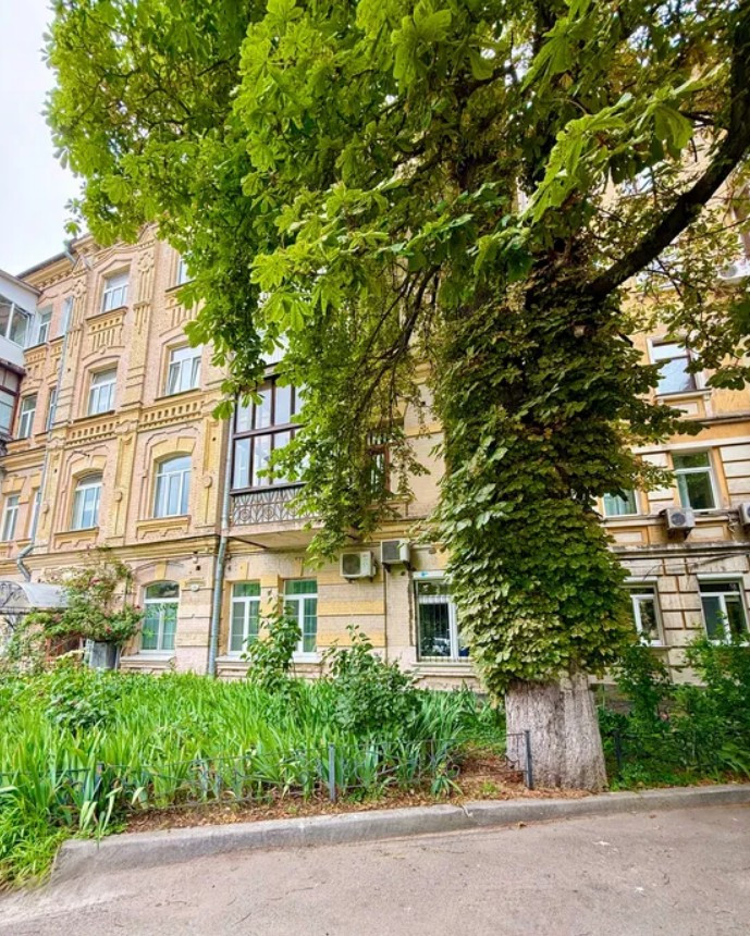 Аренда 3к квартиры в Киеве,  Шелковичная ул., 18Б 16