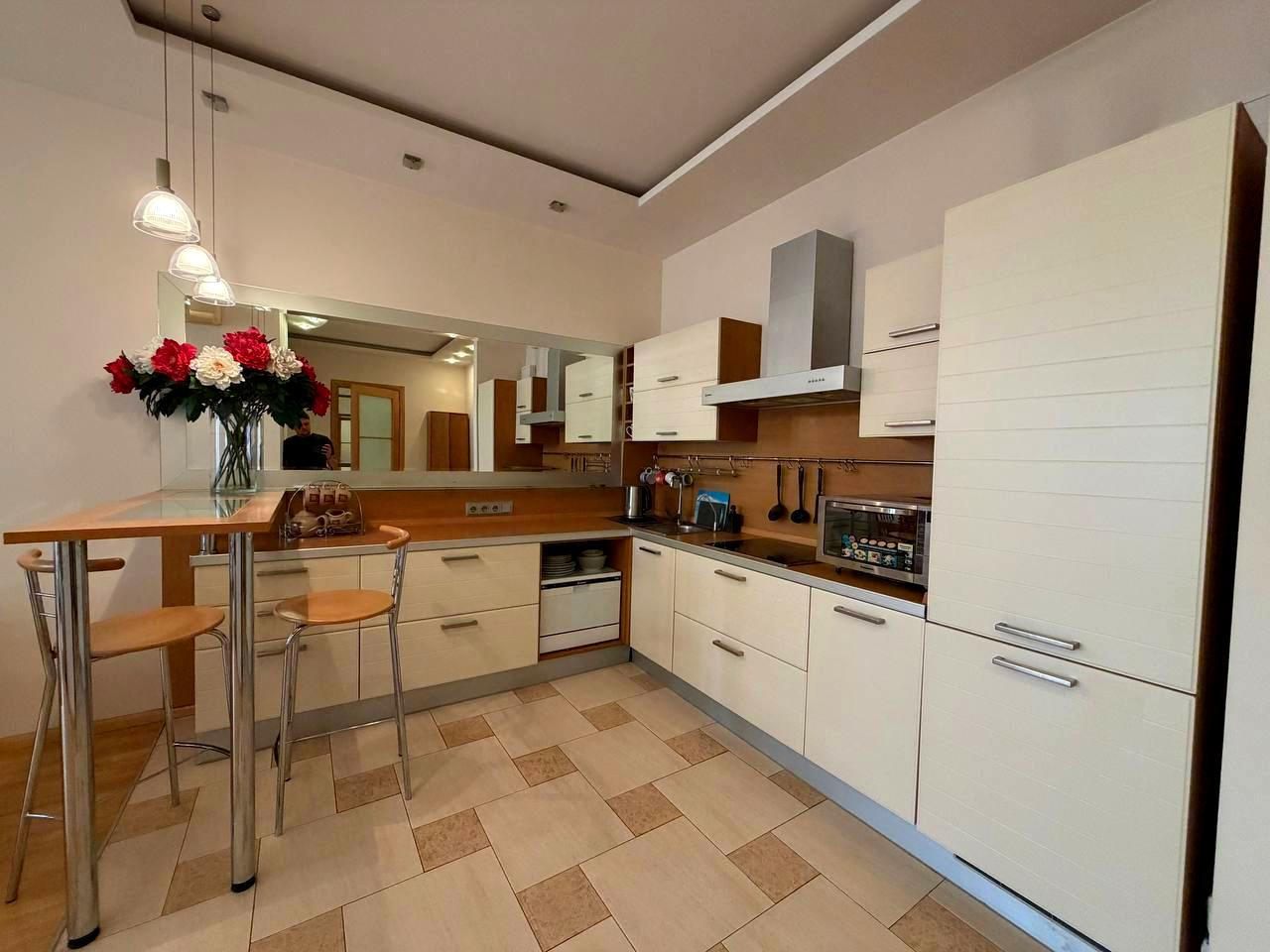 Аренда 3к квартиры в Киеве,  Ковпака ул., 17 2