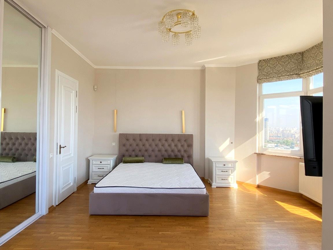 Аренда 3к квартиры в Киеве,  Кловский спуск, 5 12