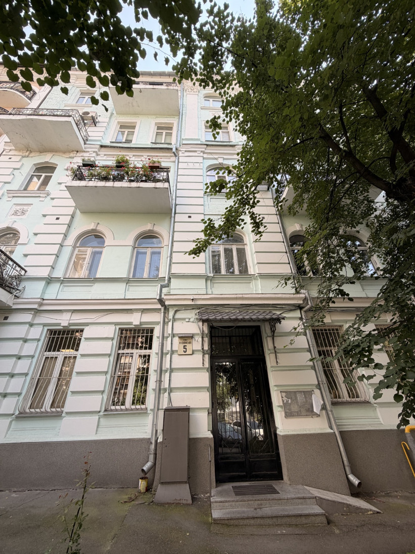 Аренда 4к квартиры в Киеве,  Коцюбинского Михаила ул., 5 16