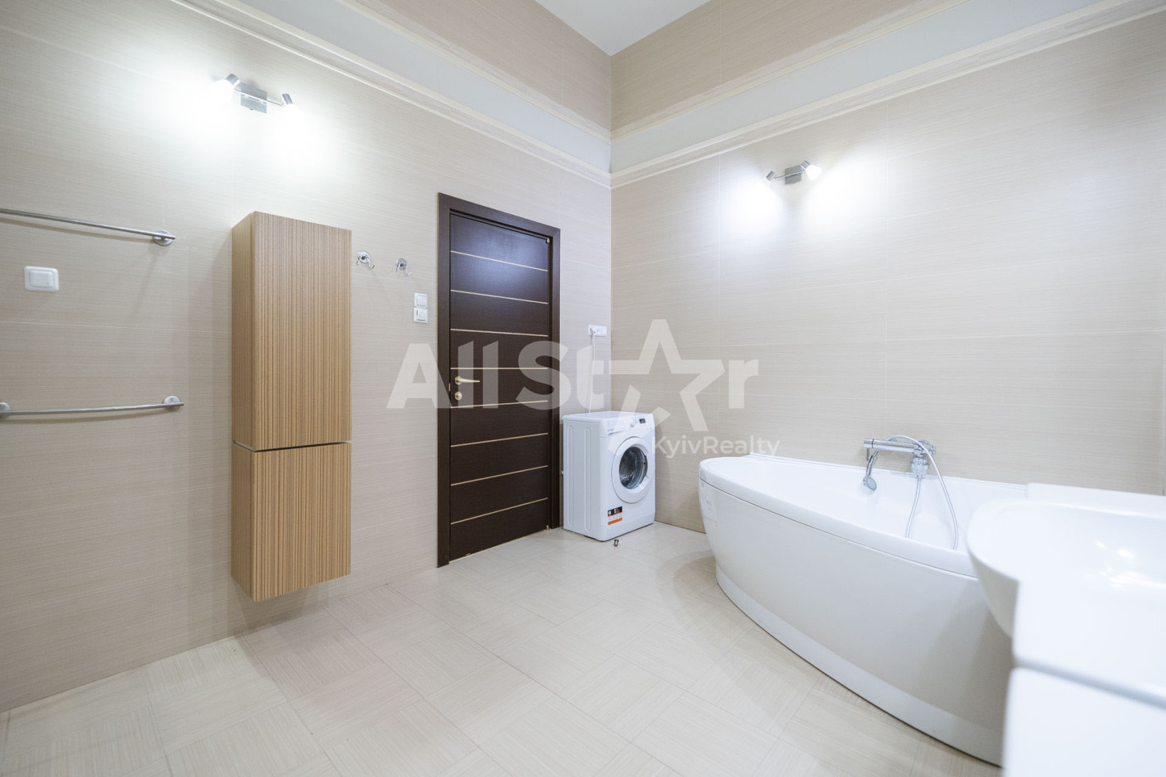 Аренда 4к квартиры в Киеве,  Заньковецкой ул., 7 11