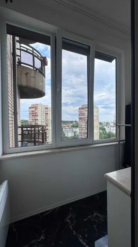 Аренда 3к квартиры в Киеве,  Старонаводницкая ул., 6Б 10