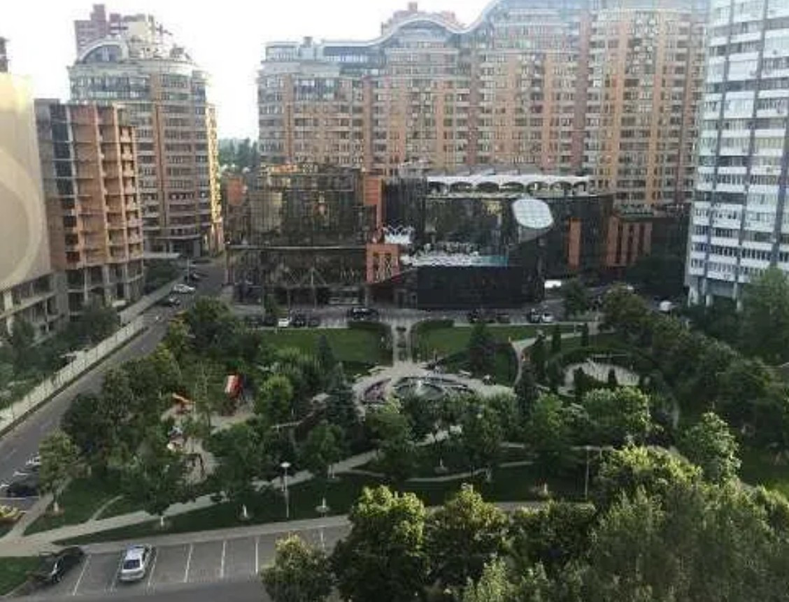 Аренда 3к квартиры в Киеве,  Старонаводницкая ул., 6Б 14