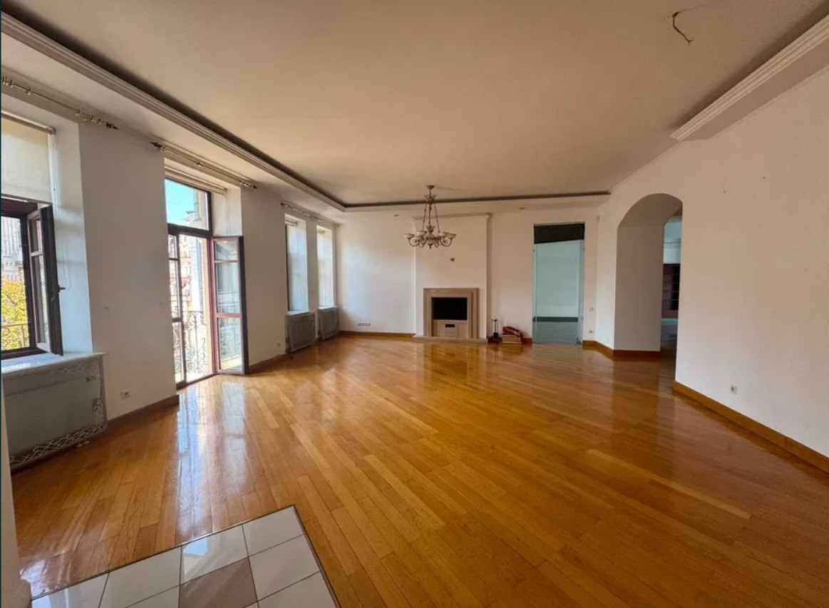 Аренда 4к квартиры в Киеве,  Борисоглебская ул., 16А 0