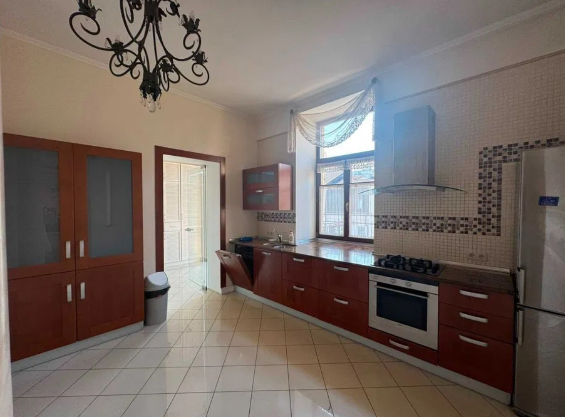 Аренда 4к квартиры в Киеве,  Борисоглебская ул., 16А 1
