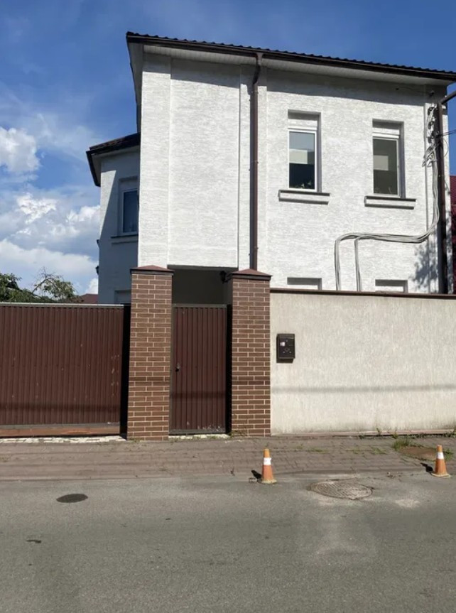 Аренда 4к дома в Киеве,  Бусловская ул. 0