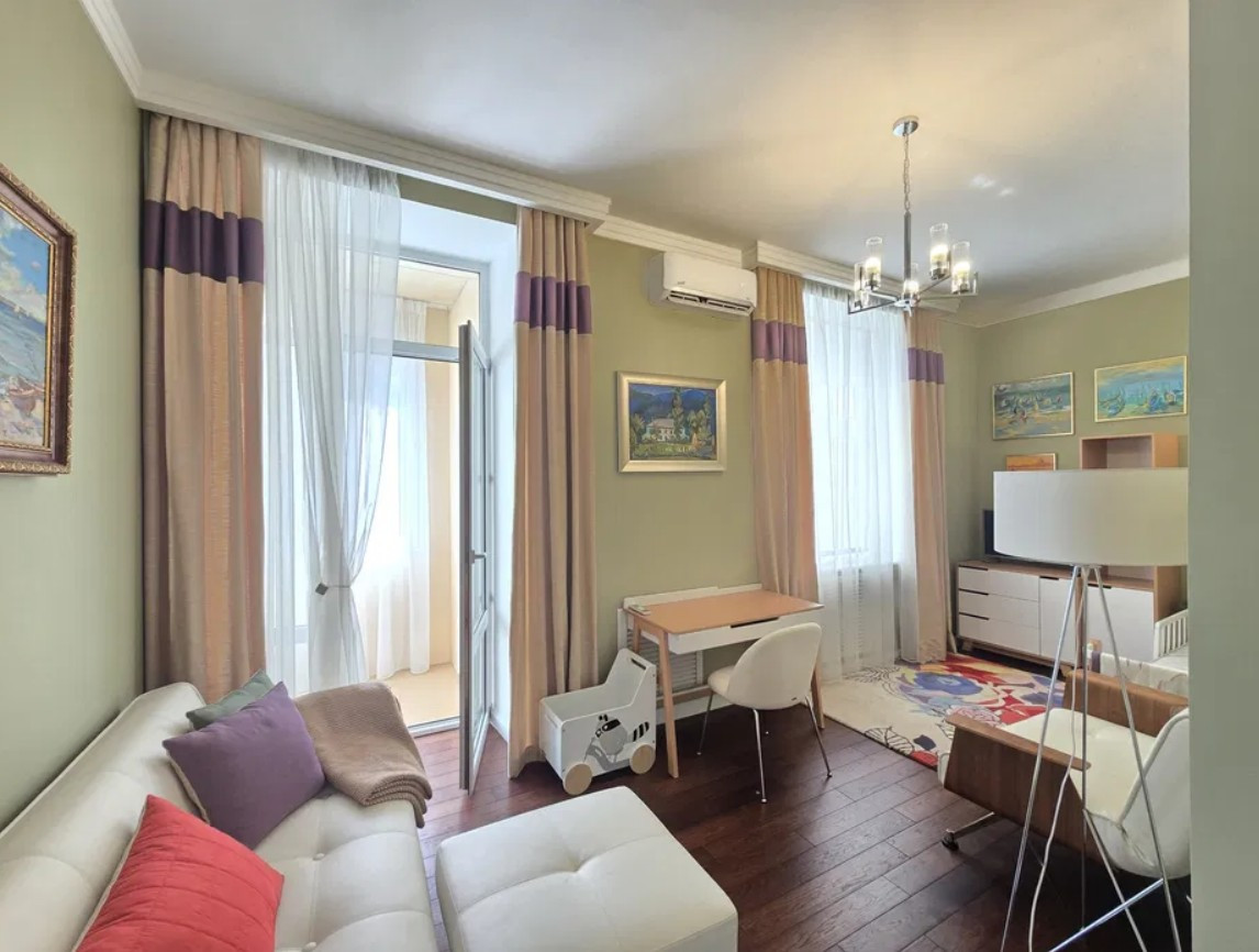Аренда 4к квартиры в Киеве,  Заньковецкой ул., 8 11