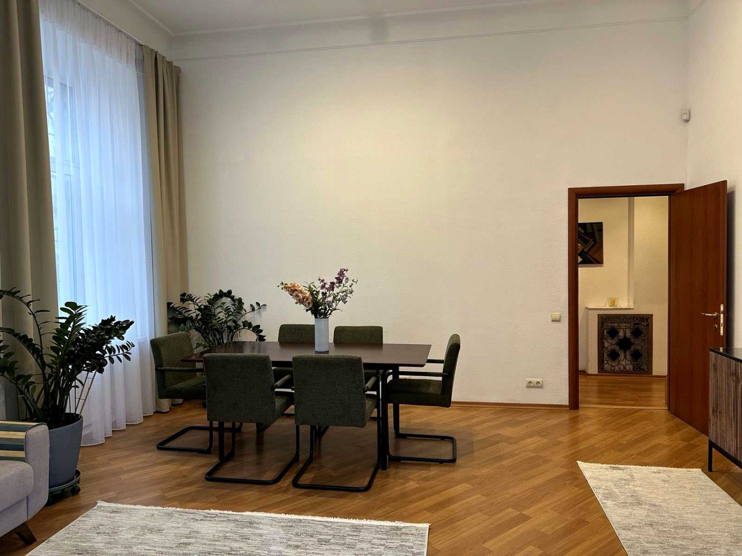 Аренда 2к квартиры в Киеве,  Лютеранская ул., 3 2
