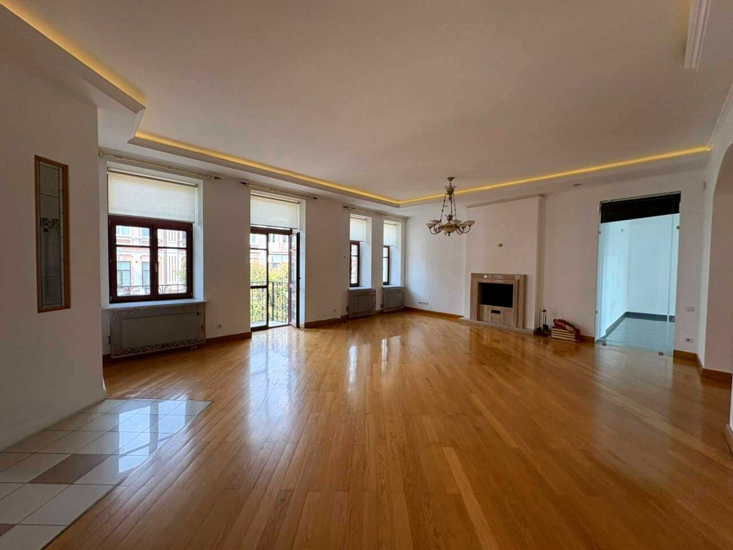 Аренда 4к квартиры в Киеве,  Борисоглебская ул., 16А 0