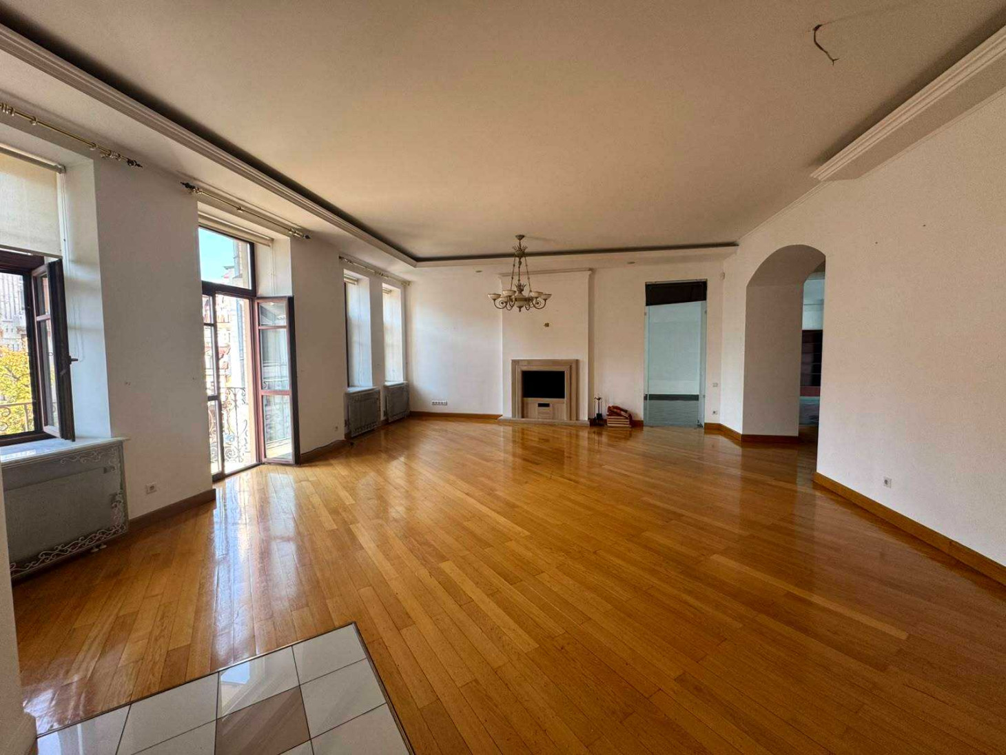 Аренда 4к квартиры в Киеве,  Борисоглебская ул., 16А 1