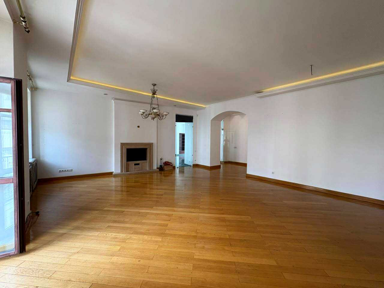 Аренда 4к квартиры в Киеве,  Борисоглебская ул., 16А 4