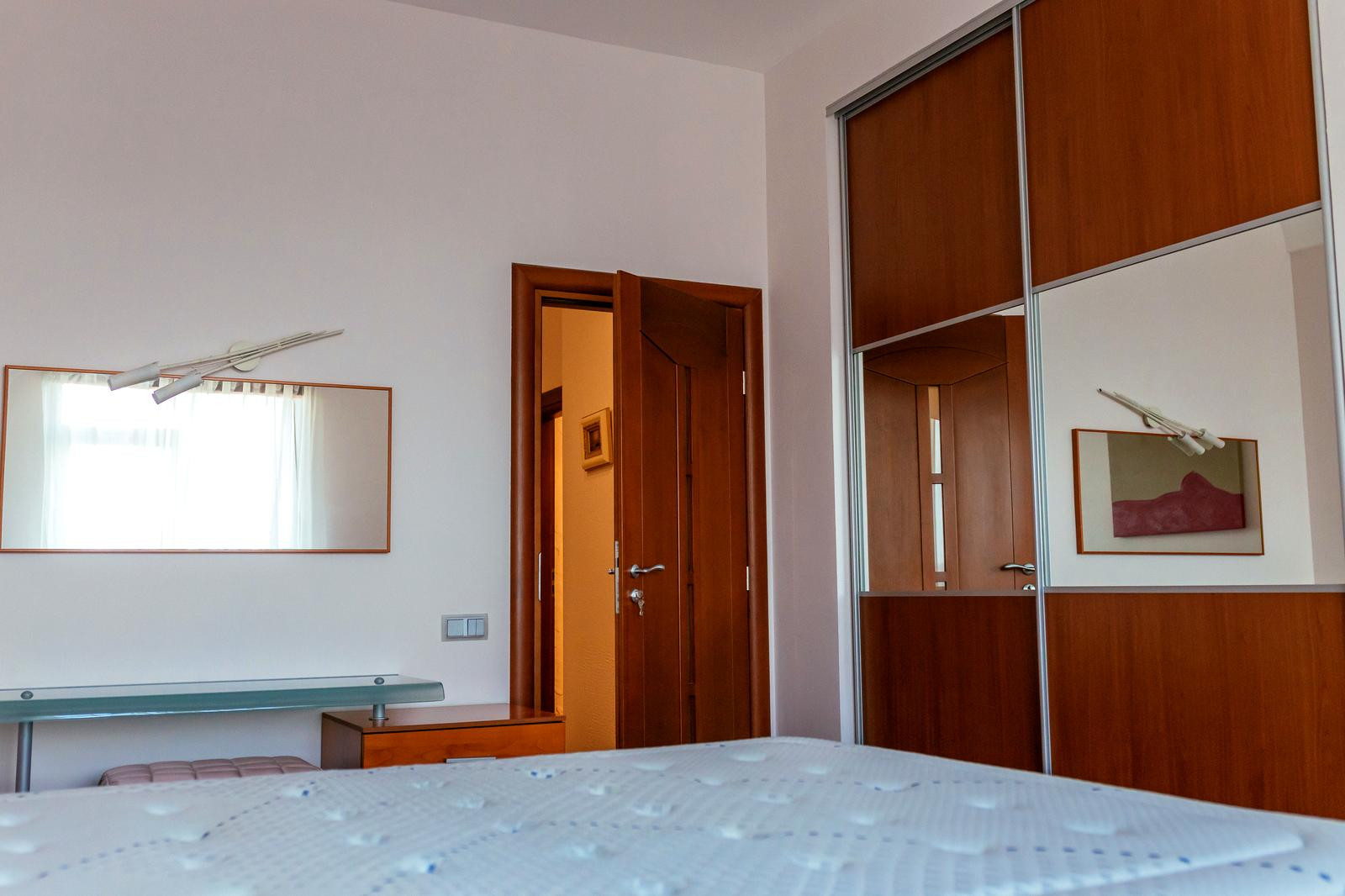 Аренда 4к квартиры в Киеве,  Ковпака ул., 17 3