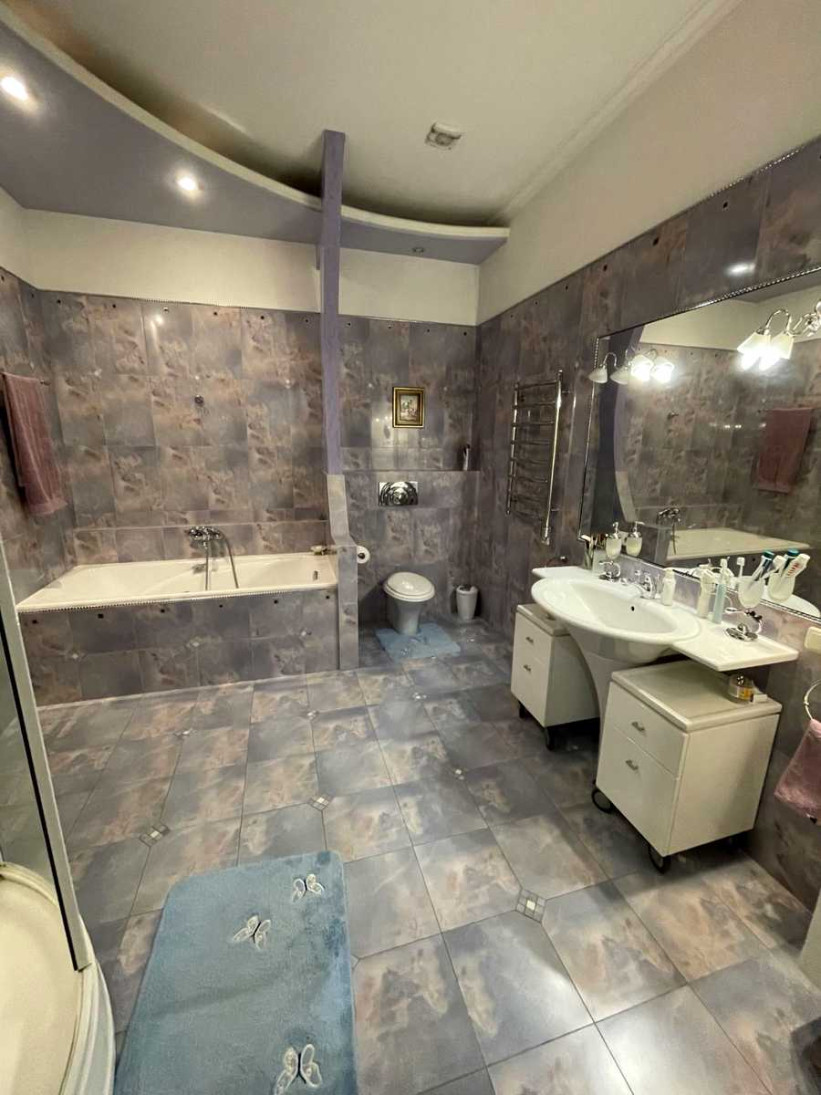 Аренда 4к квартиры в Киеве,  Георгиевский переулок, 5 8