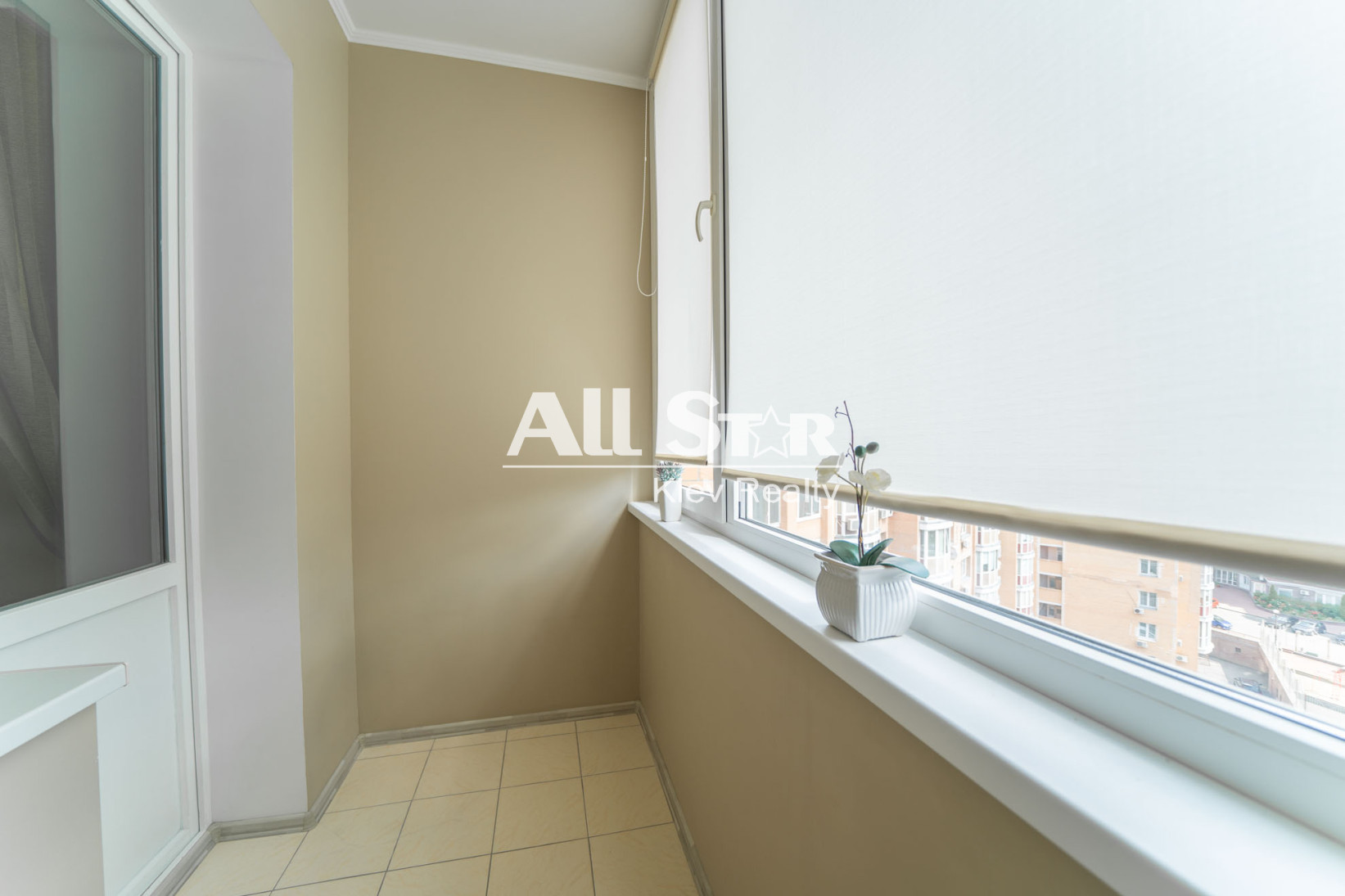 Аренда 4к квартиры в Киеве,  ЖК Оазис, Героев Сталинграда просп., 10А 11