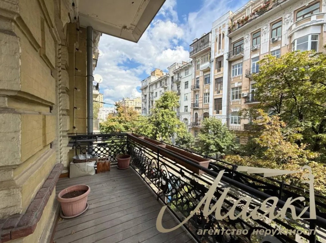 Аренда 3к квартиры в Киеве,  Лютеранская ул., 7/10 18