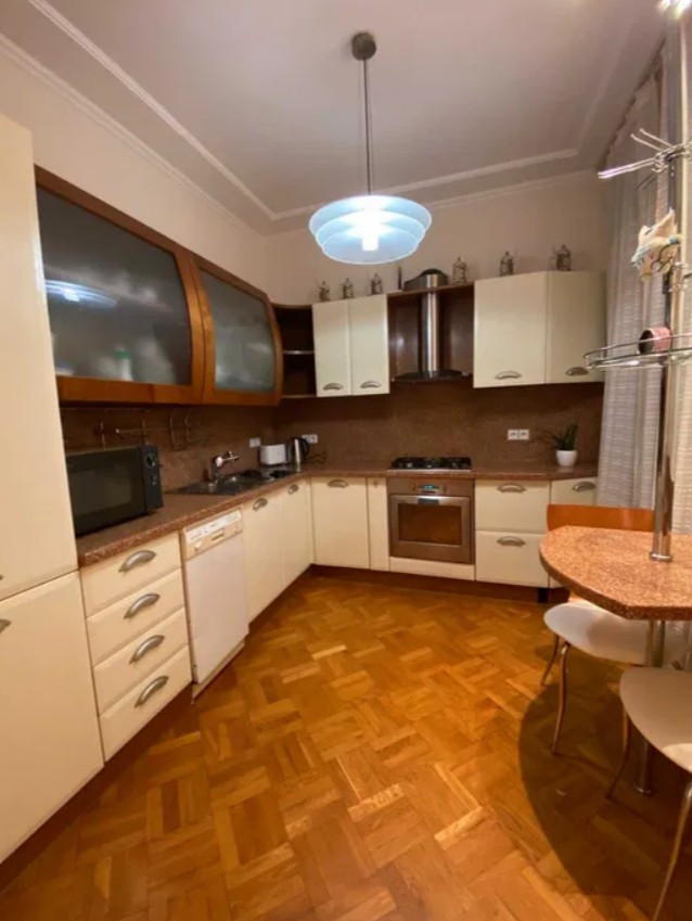 Аренда 3к квартиры в Киеве,  Прорезная ул., 5 0