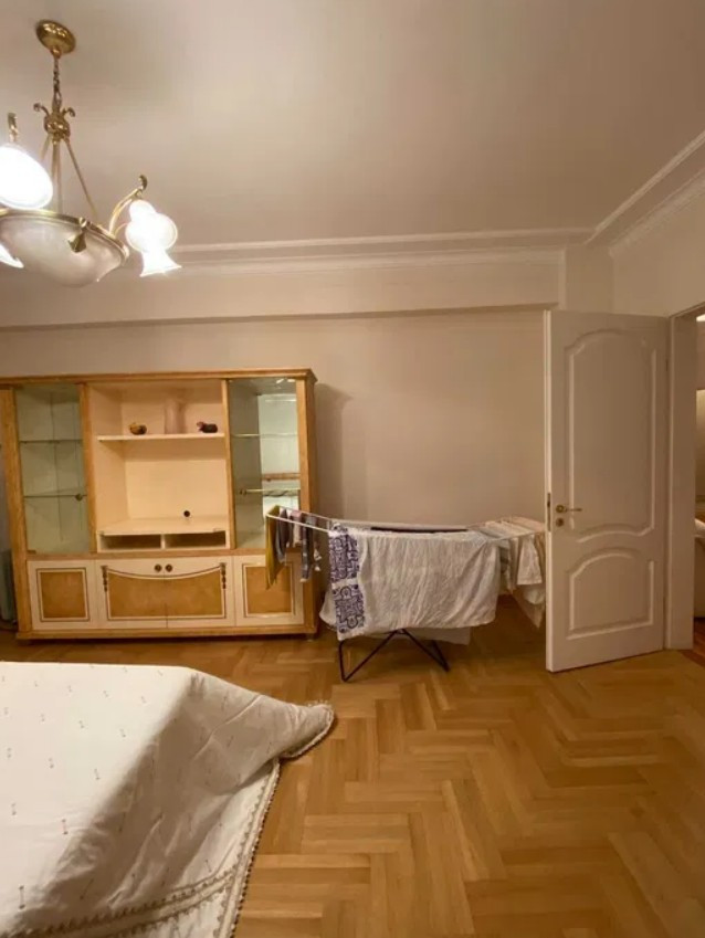 Аренда 3к квартиры в Киеве,  Прорезная ул., 5 9