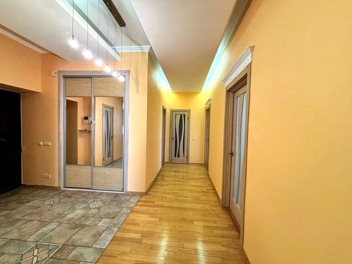 Аренда 4к квартиры в Киеве,  ЖК Творец, Коновальца ул. (Щорса ул.), 32В 18