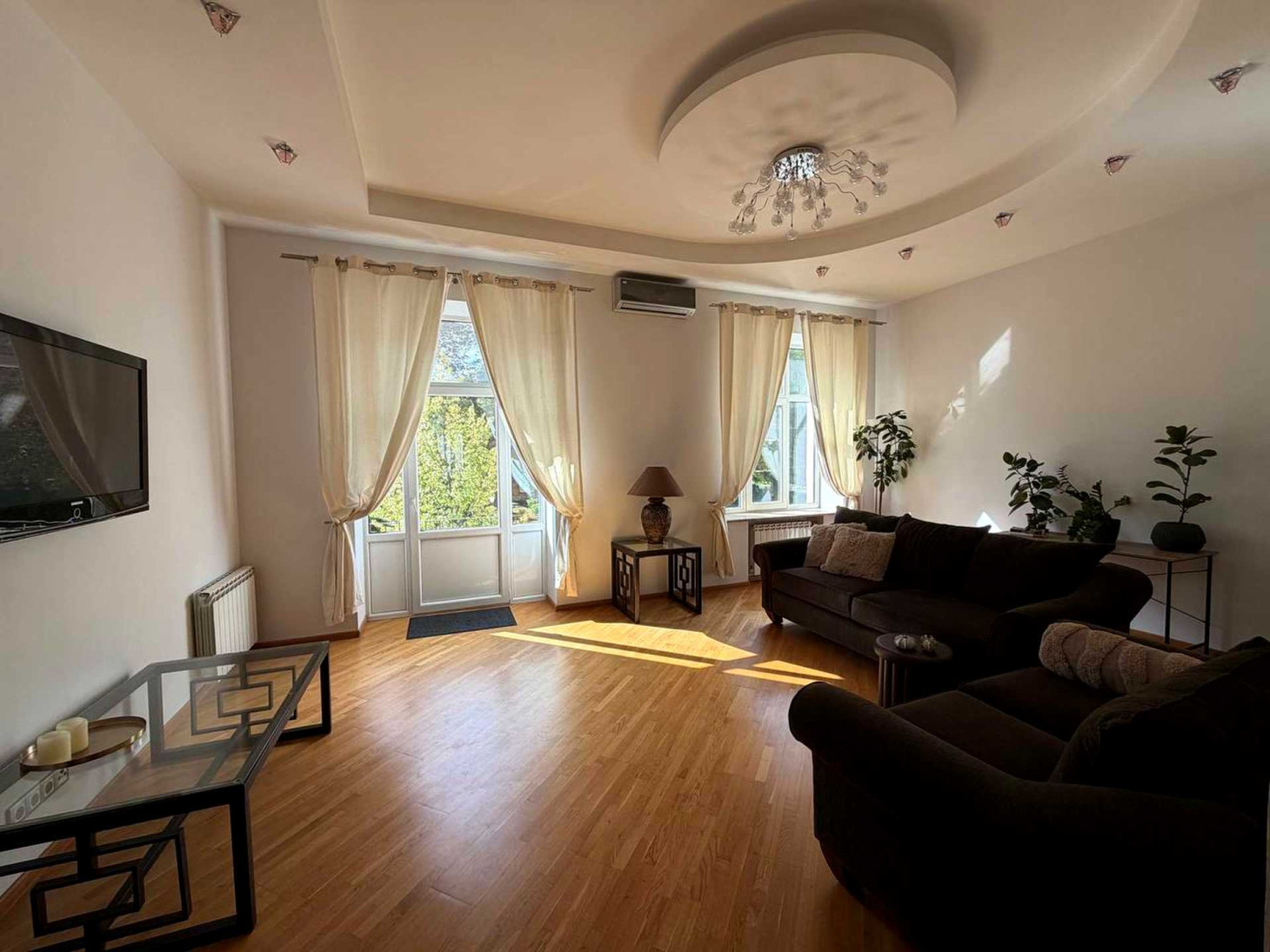 Аренда 2к квартиры в Киеве,  Терещенковская ул., 7 0