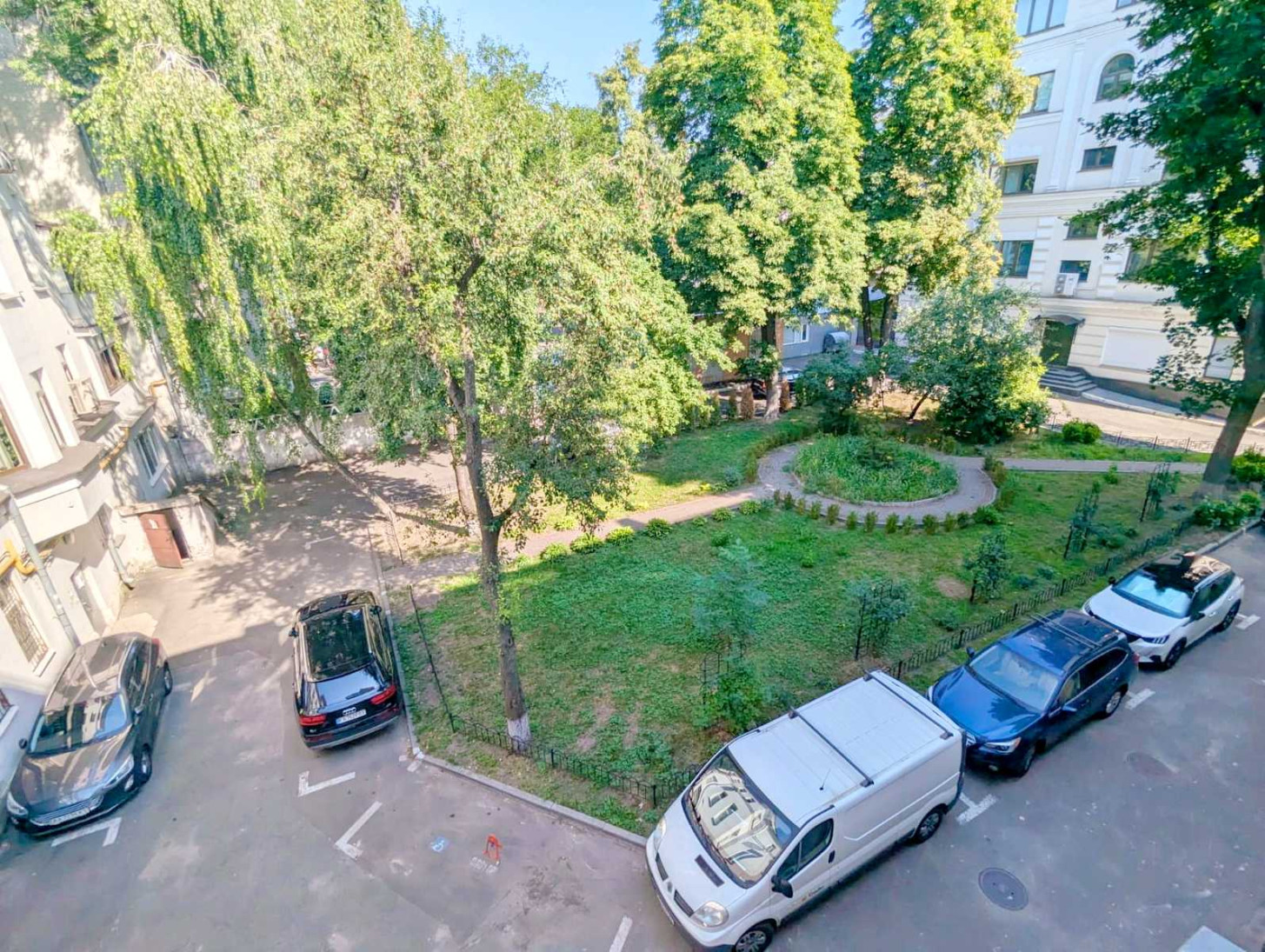Аренда 4к квартиры в Киеве,  Липская ул., 12/5 15