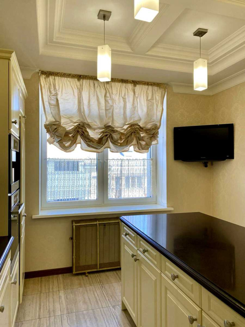 Аренда 4к квартиры в Киеве,  Круглоуниверситетская ул., 3-5 3