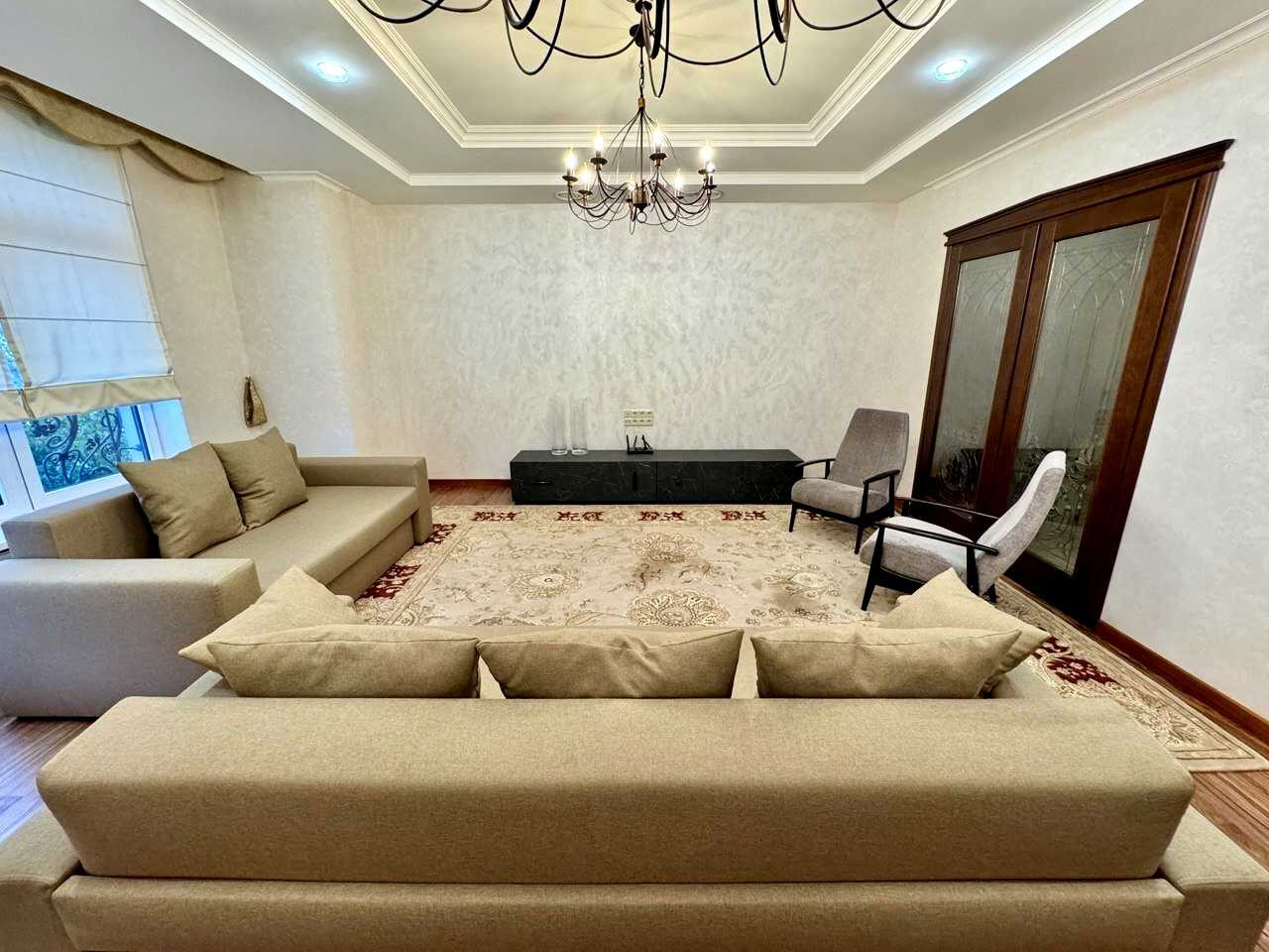 Аренда 4к квартиры в Киеве,  Круглоуниверситетская ул., 3-5 17