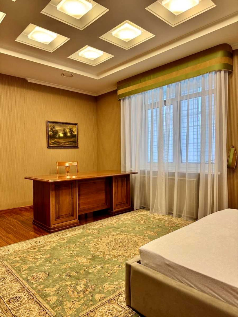 Аренда 4к квартиры в Киеве,  Круглоуниверситетская ул., 3-5 26