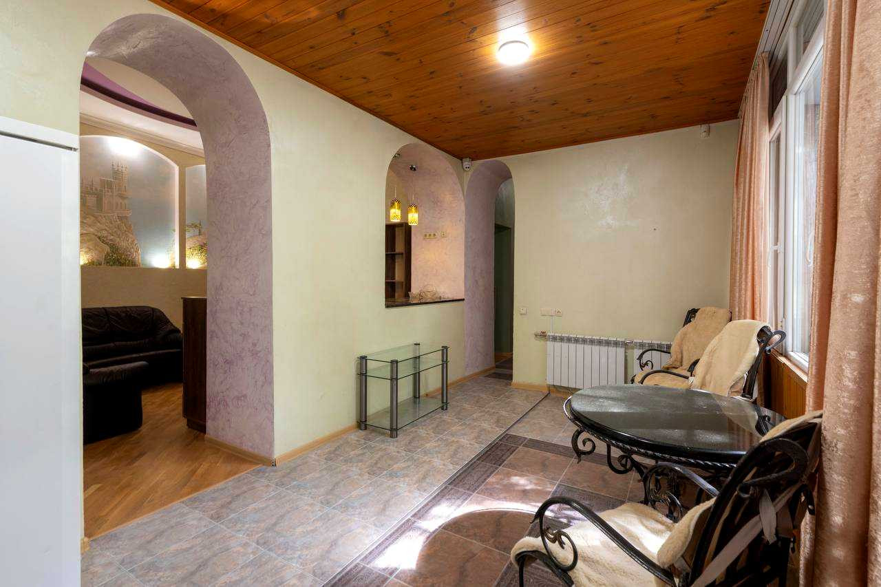 Аренда 2к квартиры в Киеве,  Чеховский переулок, 3 9