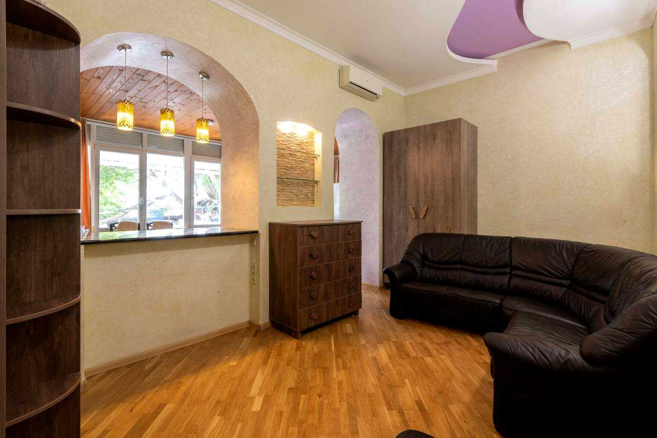 Аренда 2к квартиры в Киеве,  Чеховский переулок, 3 10