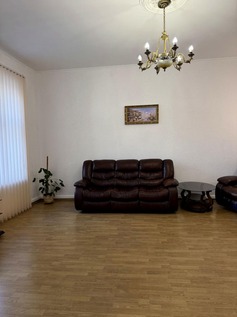 Аренда 3к квартиры в Киеве, Шота Руставели ул., 34 3