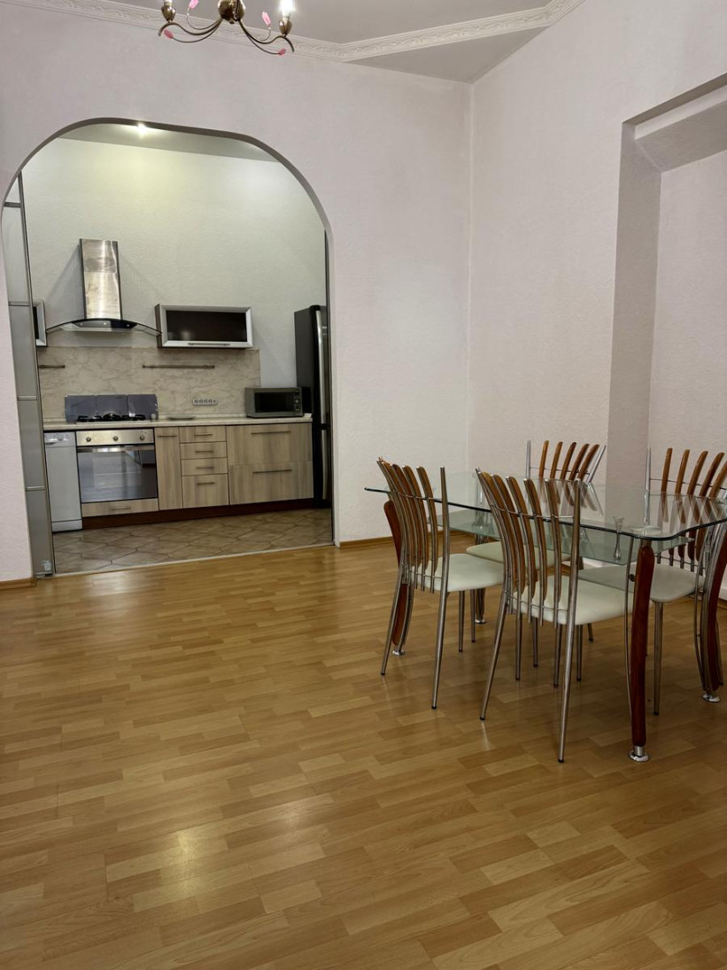 Аренда 3к квартиры в Киеве, Шота Руставели ул., 34 10